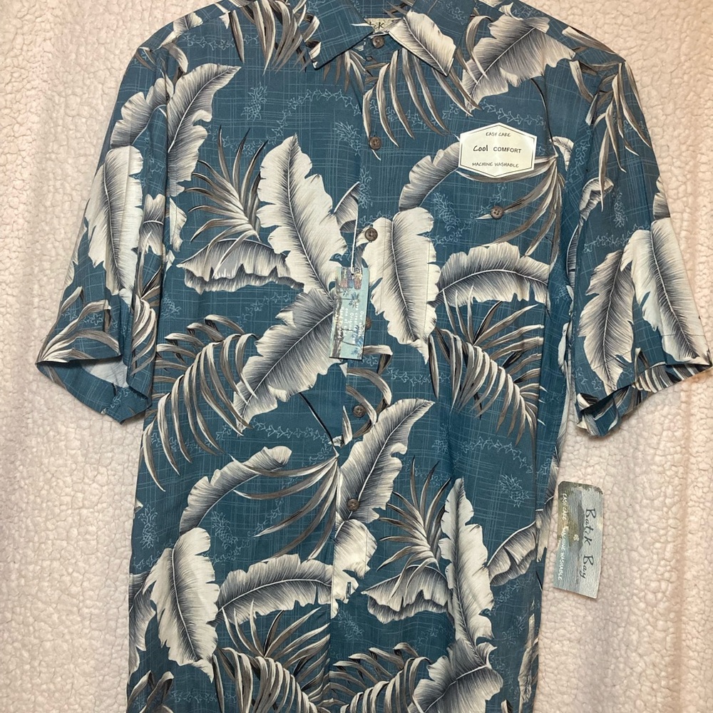 Batik Bay men’s button down casual shirt